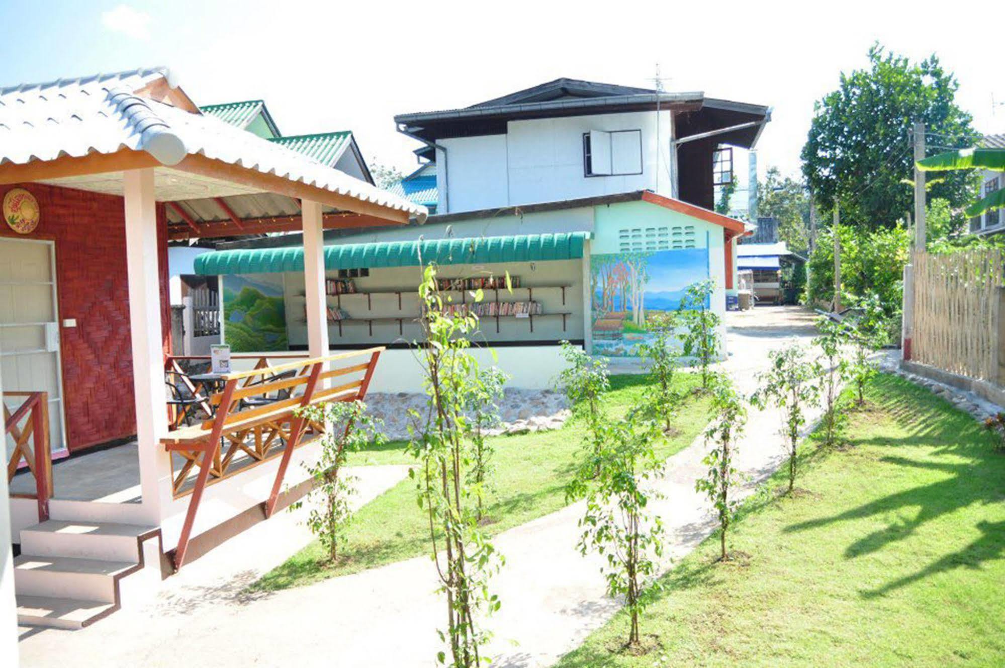 湄宏颂 萨尔莫克宾馆酒店 外观 照片